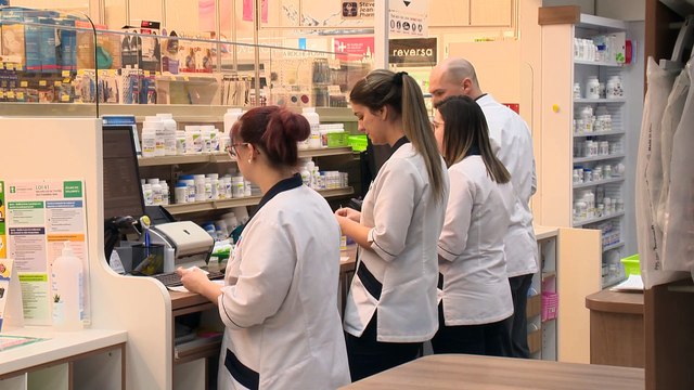 21 janv PG Fiole verte medicaments Jean Coutu - topo HD