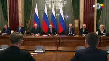 Putin revoluciona gobierno ruso, pero la vieja guardia conserva el poder