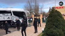 Llegada del autobús del Real Madrid al hotel