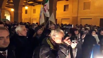 Bonaccini in Piazza Casotti a Reggio Emilia (21.01.20)