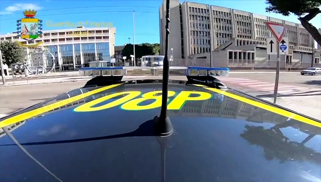 Lecce - Operazione Dirty slot - Gioco d’azzardo, arresti e sequestro di beni per 7 ml (22.01.20)