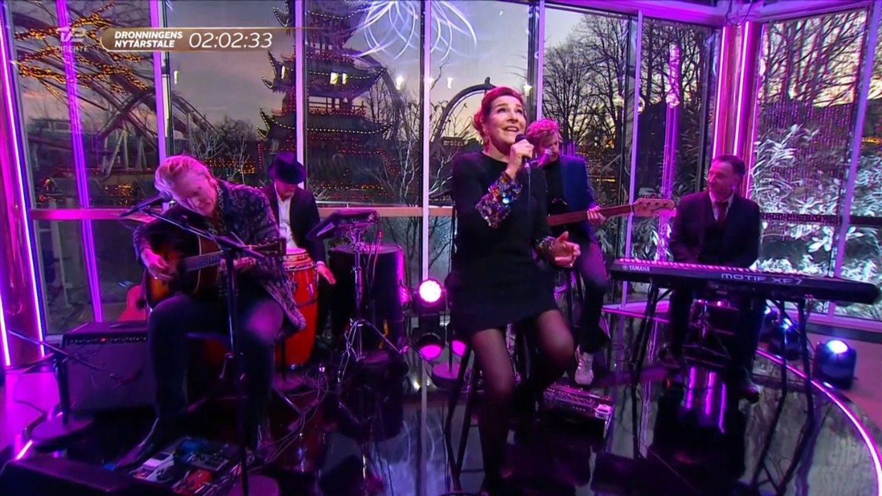 Lis Sørensen ~ Stille før Storm | Godt nytår Danmark | 2019 ~ TV2 Danmark