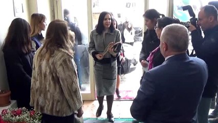 Yüksekova'da "Renkli Eller Sanat Atölyesi" açıldı
