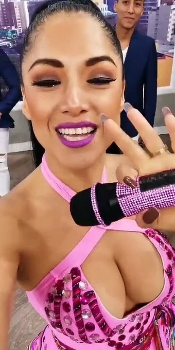 Katy Jara en presentacion programa de espectaculos en panamericana television 22.01.2020