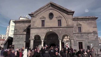 Kiliseden dönüştürülen kütüphanenin açılışı gerçekleştirildi