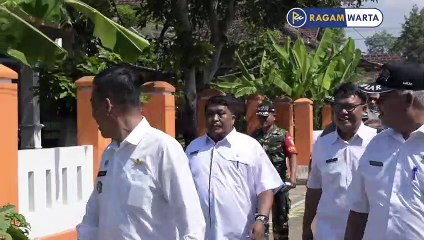 Dinsos Tempel Stiker Ke Rumah Penerima Bantuan PKH