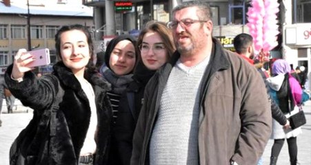 Sivasspor'un yıldızı, "Sabaha kadar burdayık" diyen fenomenle görüntülü konuştu