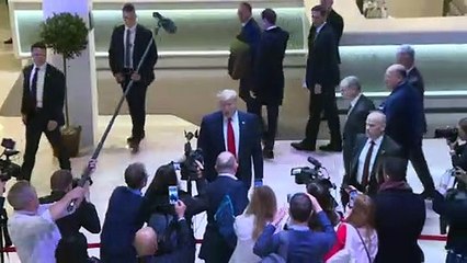 Trump acrescentará países em programa de interdição de viagens aos EUA