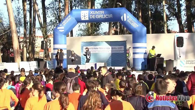 A Xunta valorará a posibilidade de introducir unha terceira hora de educación física nos cursos de primaria, secundaria e bacharelato