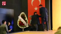Göç İdaresi İletişim Dairesi Başkanı Dr. Kadıoğlu, kürsüde konuşma yaparken kalp krizi geçirdi