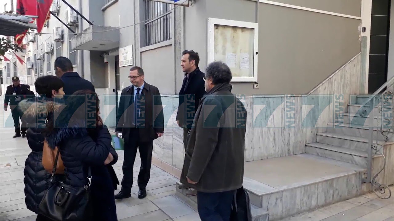 EKSPERTE ITALIANE PER TERMETIN, TAKOHEN ME HETUESIT NE DURRES - News, Lajme - Kanali 7