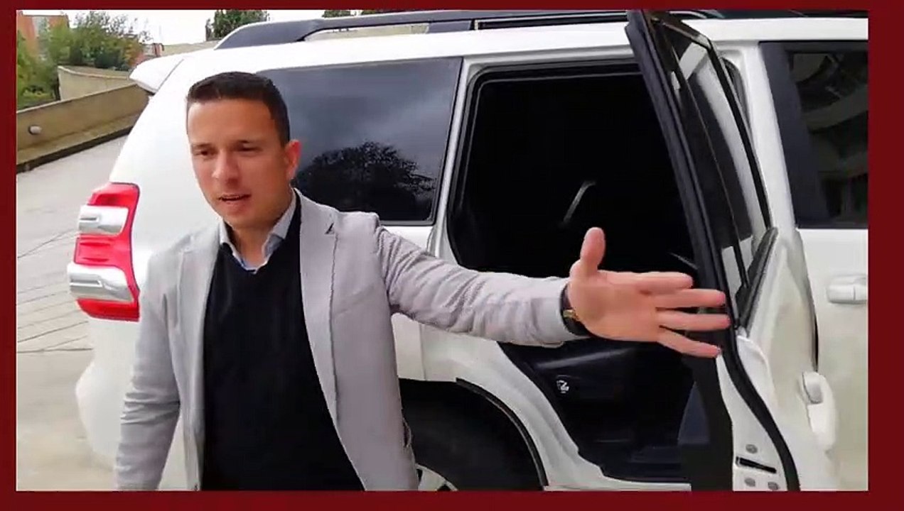 Ivan Rafael Hernandez Dalas escoltando un vehículo blindado