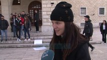 Pakti për Universitetin/ Një grup studentor rikthehet në protesta - News, Lajme - Vizion Plus