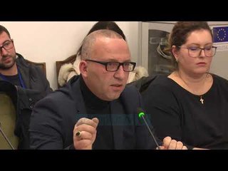 Download Video: Edhe “anti-shpifja” shkon në Venecia, PS rrëzon Metën - News, Lajme - Vizion Plus