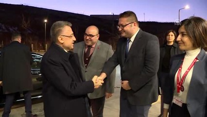 Cumhurbaşkanı Yardımcısı Oktay'dan Somali'deki bombalı saldırıda yaralananlara ziyaret