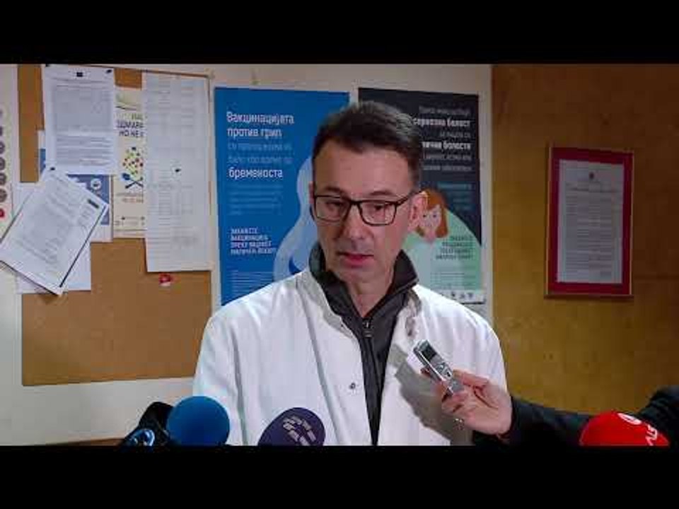 На скопскиот аеродром информативен материјал за кинескиот вирус корона