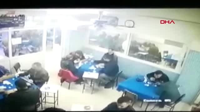 Manisa merkez üssü akhisar'da 5,4 büyüklüğünde deprem meydana geldi