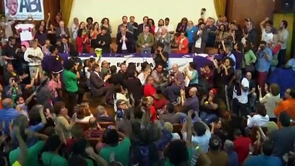 Aumentam as condenações à denuncia contra Glenn Greenwald