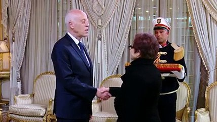 ااستقبل رئيس الجمهورية قيس سعيّد مساء الأربعاء 22 جانفي 2020 بقصر قرطاج المناضلة الجزائرية الكبيرة السيدة جميلة بوحيرد أحد أهم رموز الثورة الجزائرية.  وتولى رئيس الدولة تكريم السيدة جميلة بوحيرد،بمنحها الصنف الأول من وسام الجمهورية التونسيةه