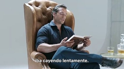 El brujo lee La saga de Geralt de Rivia | Netflix