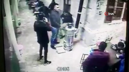 Depreme Kıraathane'de böyle yakalandılar