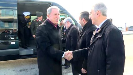 Bakan Akar'dan Yunanistan'a "uluslararası hukuka uyulması" çağrısı