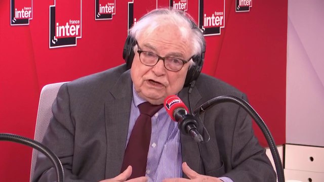 Henri Leclerc, avocat : Je me souviendrai toujours de Robert Badinter prenant la parole à son procès. Brusquement, il devenait une victime bouleversée. Faurisson ricanait pendant ce temps-là. C'est quelque chose qui serre le cœur à jamais.