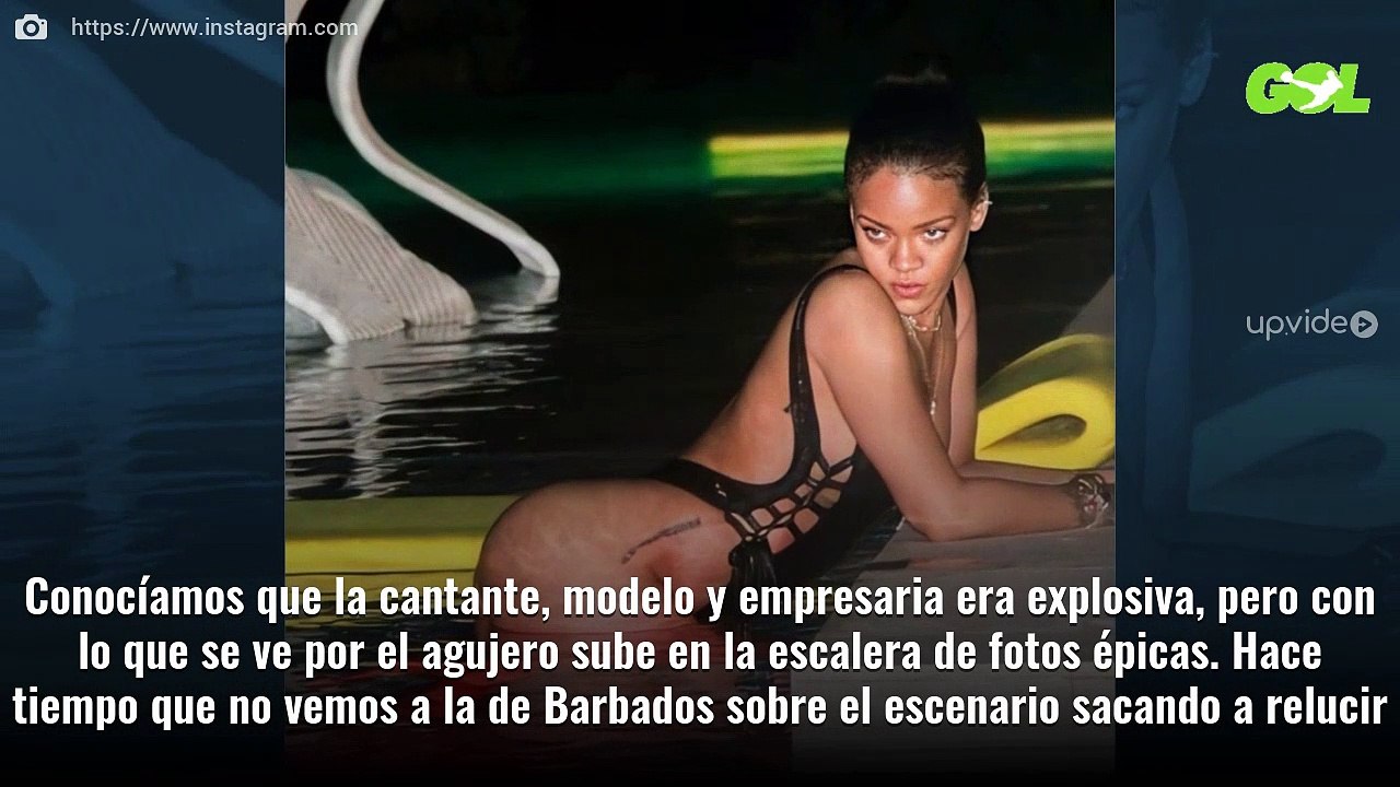 ¡Bañador escandaloso! Rihanna se lo pone ¡y se ve esto por el agujero!