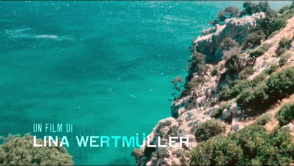 Travolti da un insolito destino nell'azzurro mare d'agosto Film (1974)