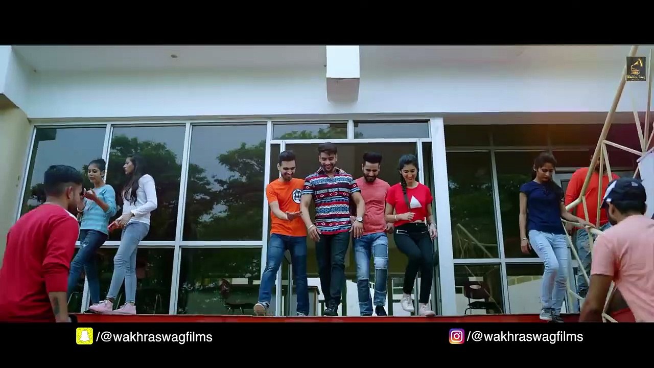 College Miss Kardi