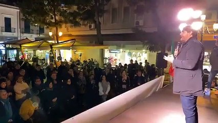 Toninelli a Reggio Calabria insieme al candidato presidente Francesco Aiello (22)