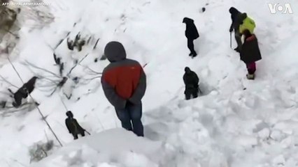 Rescuers Search for Missing South Korea, Nepal Trekkers After Avalanche in the H_HD