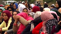 Miles de mujeres marroquíes llegan a España para la temporada de recolección de fresa