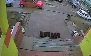 Menina de 9 anos consegue despistar homem que a seguiu até casa... ATERRORIZANTE!