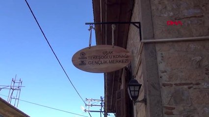 Uşak gençlik merkezine dönüştürülen tarihi tekeşoğlu konağı törenle açıldı