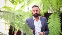 Cyril Hanouna se moque du physique d'Arthur et lui donne des conseils