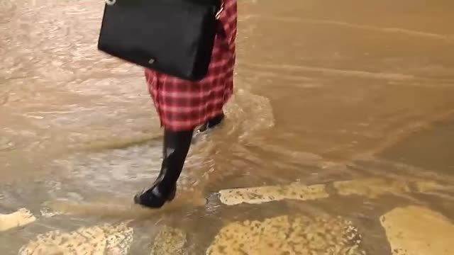 Granizo y lluvia provocan numerosos destrozos en Málaga