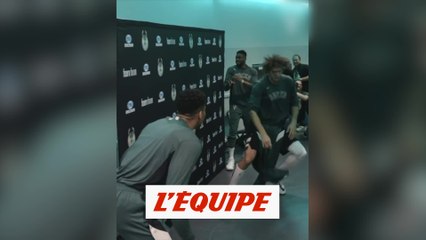 L'étrange rituel d'avant-match des Bucks - Basket - NBA