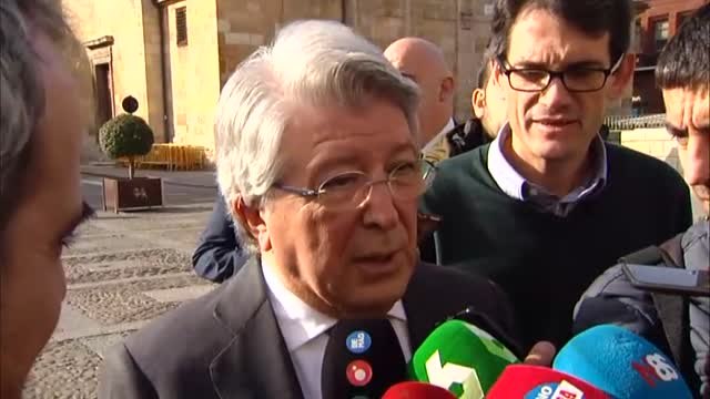 Cerezo: A mí me gustaría ver en el Atlético de Madrid a todos los grandes jugadores y Cavani es un gran jugador