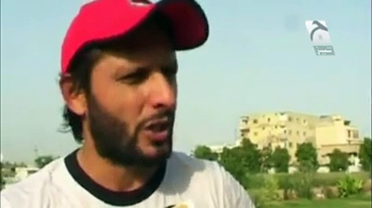 تیزابی ٹوٹے ہن تیز وچ۔ شاہد آفریدی کاتیزابی جگتوں سے بھرا انٹرویو