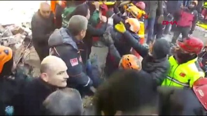 Elazığ bakan soylu incelemelerde bulunurken 1 kişi dha kurtarıldı