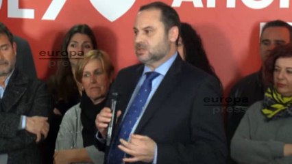 El 'chuleta' Ábalos resta importancia al tema de reuniones con ministros de Maduro