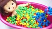 Learn Colors Baby Doll Bath Time Chocolate Candy and Kinetic Sand Modelling