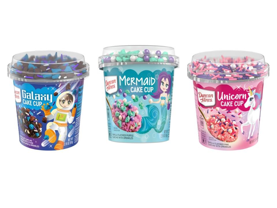 Duncan Hines Is Rolling Out Unicorn, Mermaid, and Galaxy Cake Cups For One