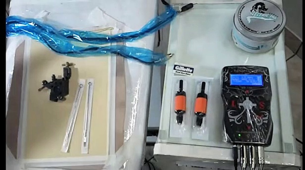 Estudando Tatuagem, Traço, Luz e Sombra no EVA