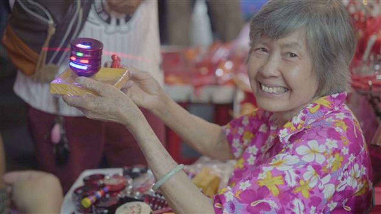 In bangkok verbindet sich chaos mit gemeinschaft