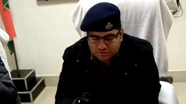 इटावा में क्राइम ब्रांच की कार्रवाई, 600 पेटी शराब के साथ दो आरोपी गिरफ्तार