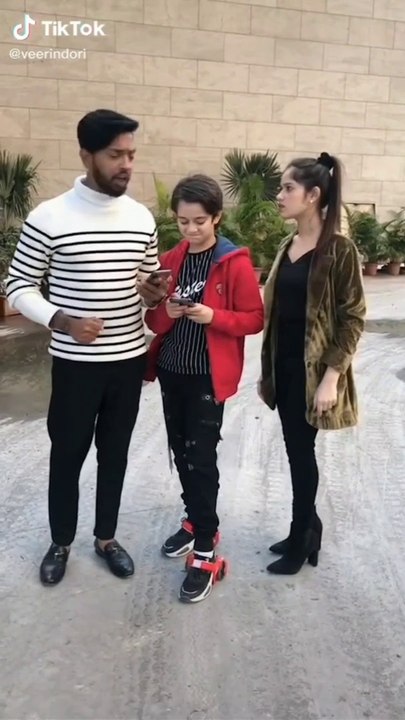 New Amazing video trending comedy video Avneet Kaur,Disha,Ahsaan,Nagma,Awez Darbar Latest trending Tik tok Vmate comedy video