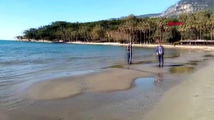 Muğla akyaka'da deniz yine çekildi-ekiyle