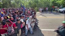 - Meksika’nın güvenlik güçlerinden göçmenlere sert müdahale